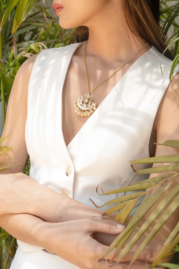Golden Kundan Pearls Pendant Necklace