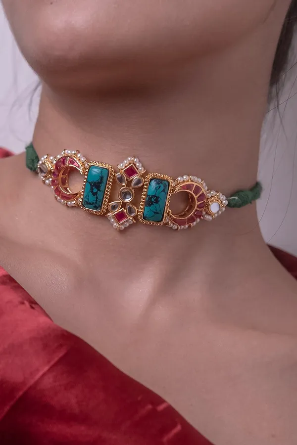 Pink Crescent Turquoise Center Pearl Choker Necklace