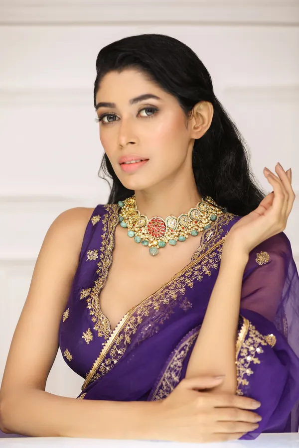 Red Kundan Pearls & Green Drops Choker Necklace
