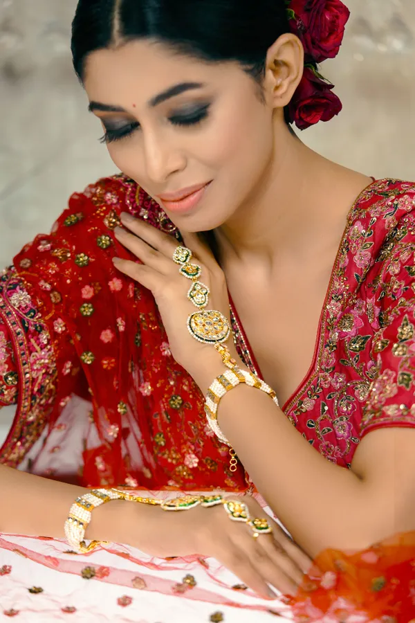 Red Kundan Gold & Green Meenakari Haathphool