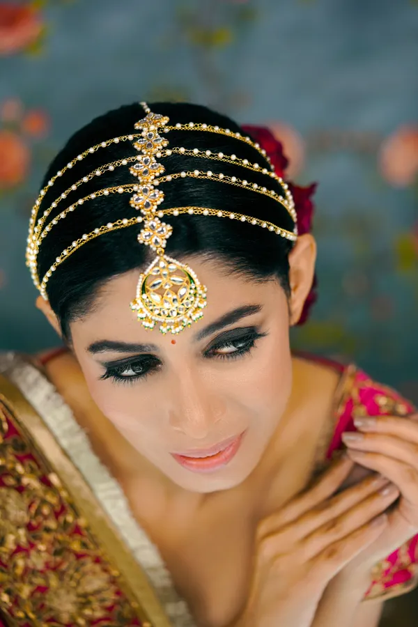 Gold & Green Meenakari Kundan Mathapatti