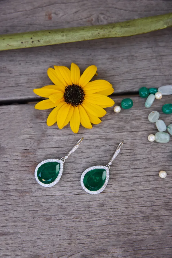 Carved Green Center Zirconia Dangler Earrings