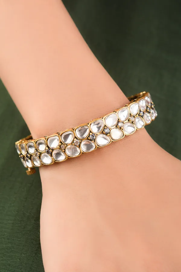 White Kundan Two Petal Openable Bangle