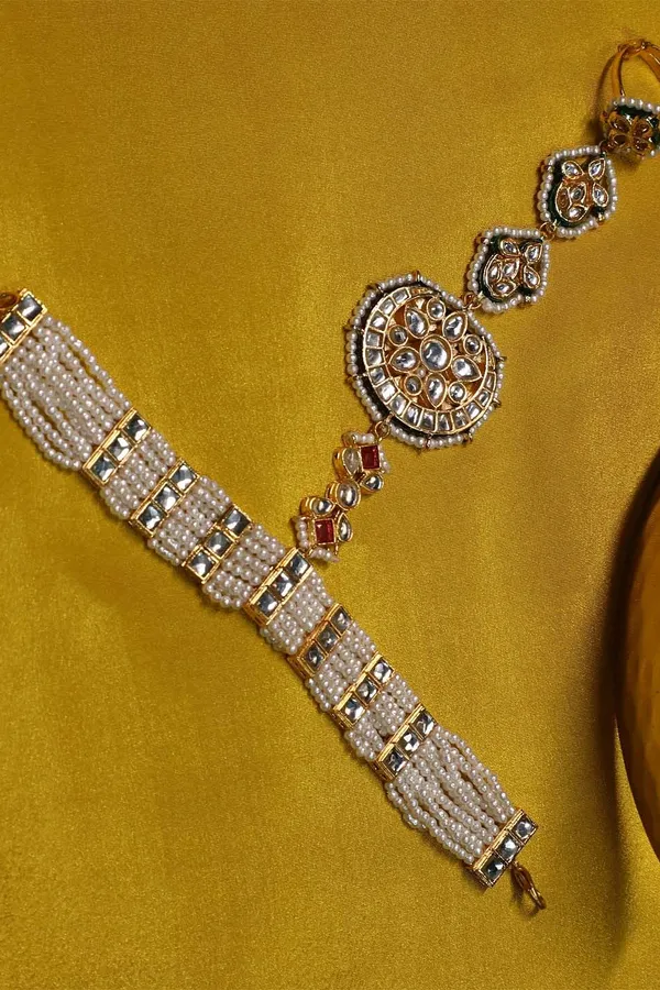 Red Kundan Gold & Green Meenakari Haathphool