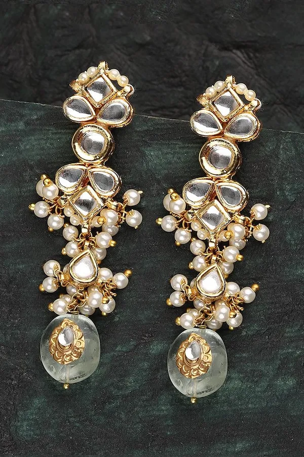 Kundan Decor Barium Pearls Earrings