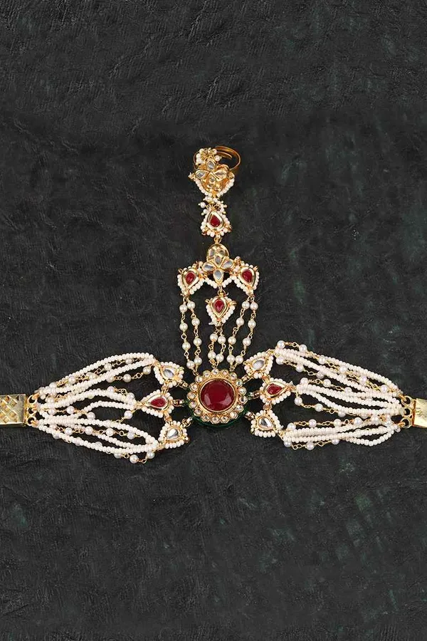 Red Bloom Pearl Strings Haathphool
