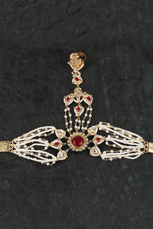 Red Bloom Pearl Strings Haathphool