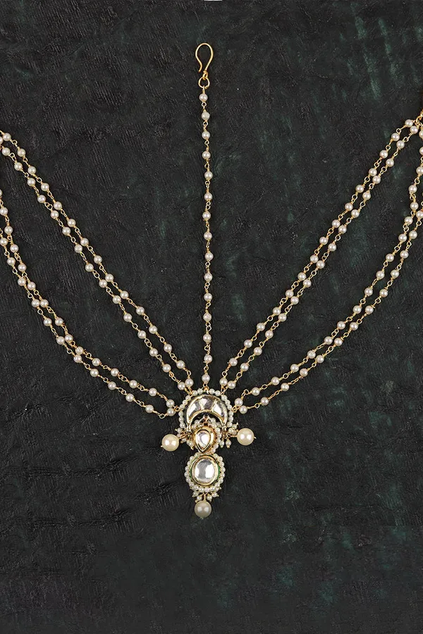 White Pearl & Kundan Matha Patti