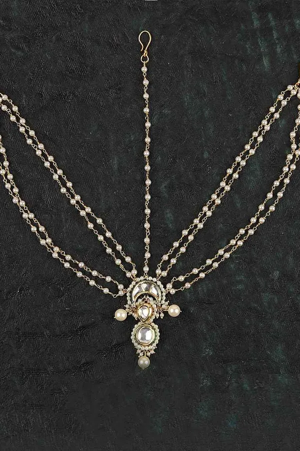 White Pearl & Kundan Matha Patti