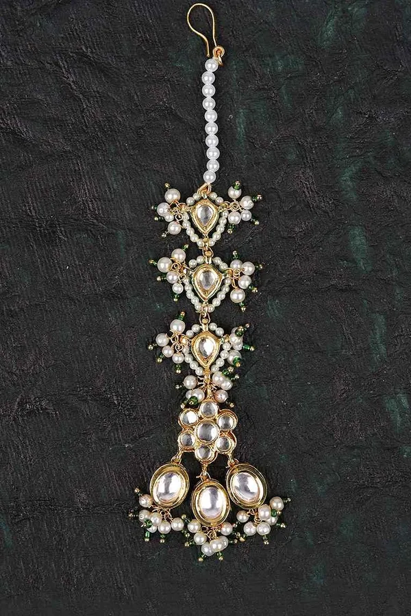 Flower Power Kundan Pearls Maang Tikka