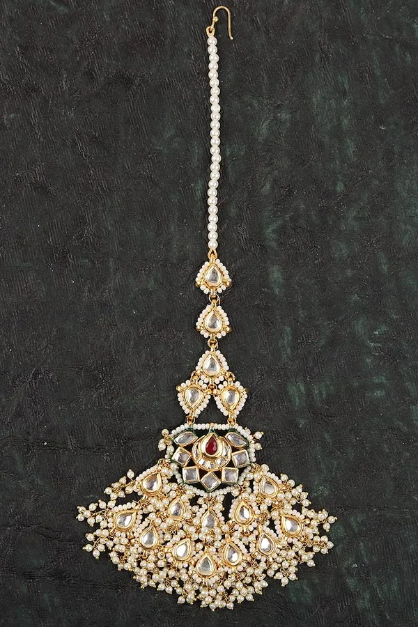 Red and Gold Chandelier Kundan Maang Tikka