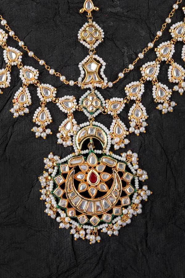 Ornate Red Kundan with Pearls Mathapatti