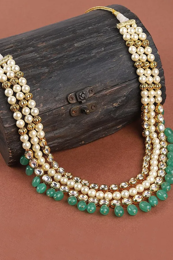 Three Line Kundan Pearls Emeraldss Necklace