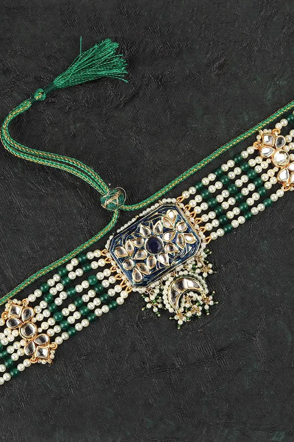 Loaded Green Hints Blue Choker