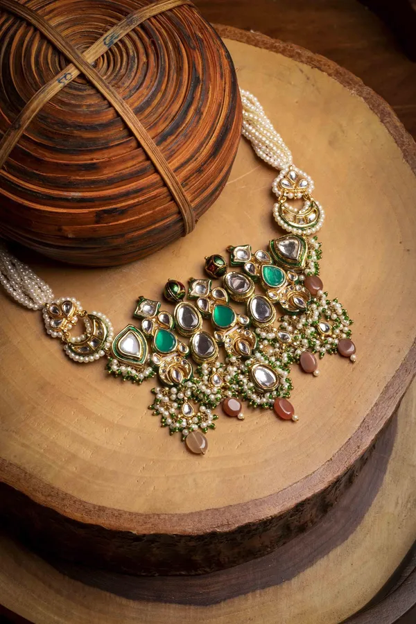 Standing Tall Green White Peach Kundan Choker