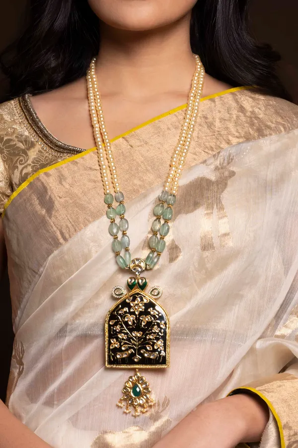 Green Barium with Black Meenakari and Pearls Kundan Necklace