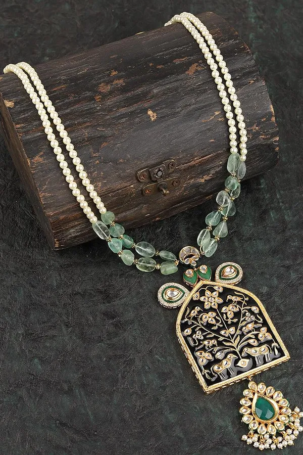 Green Barium with Black Meenakari and Pearls Kundan Necklace