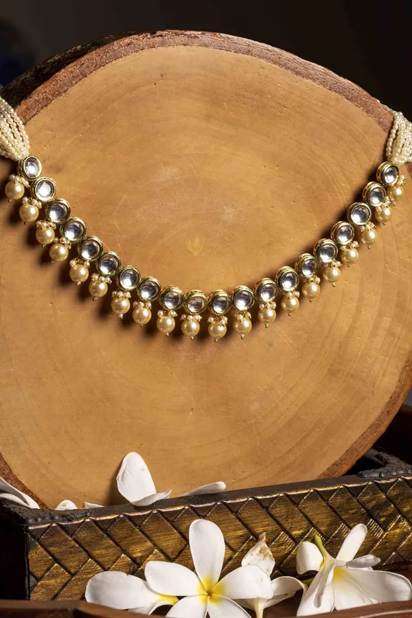 Snow White Pearls Kundan Necklace