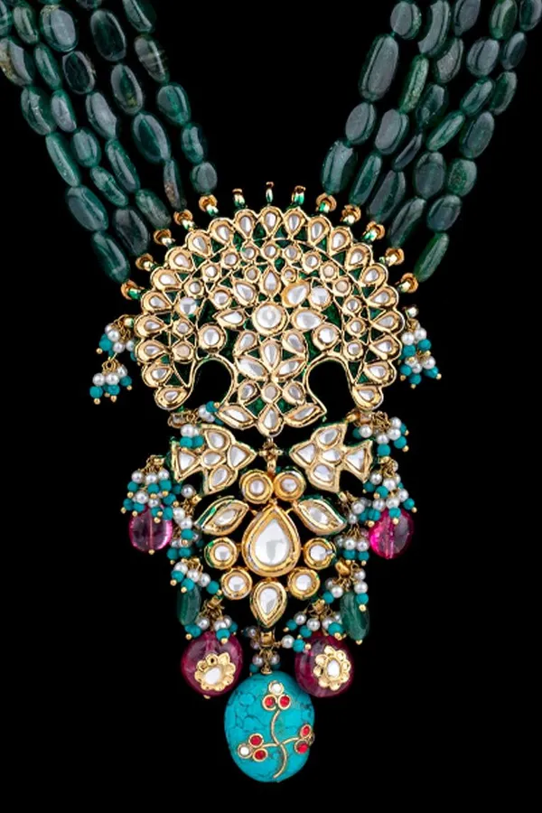 Contrasting Turquoise with Green Beads Kundan Necklace