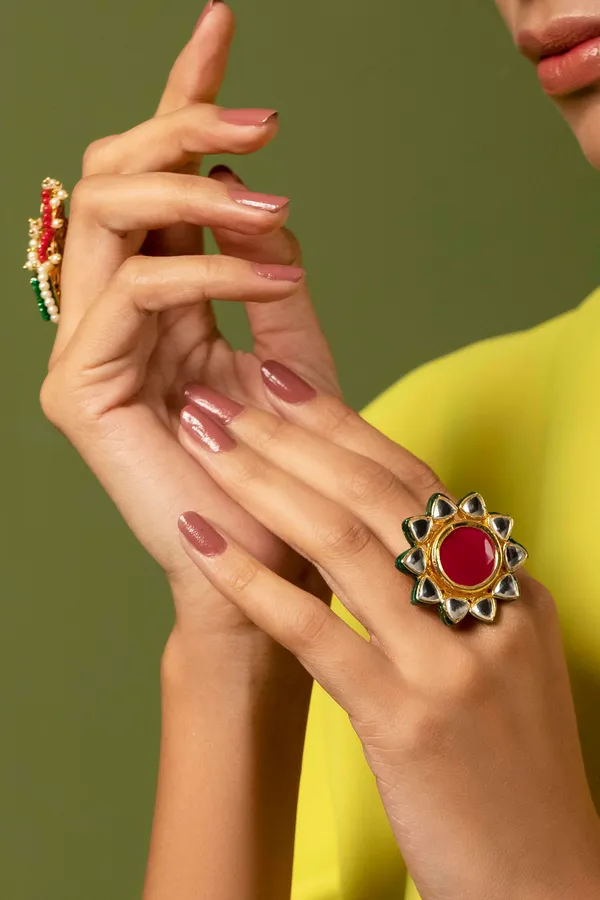 Red Star Motif Kundan Cocktail Ring & Necklace Set