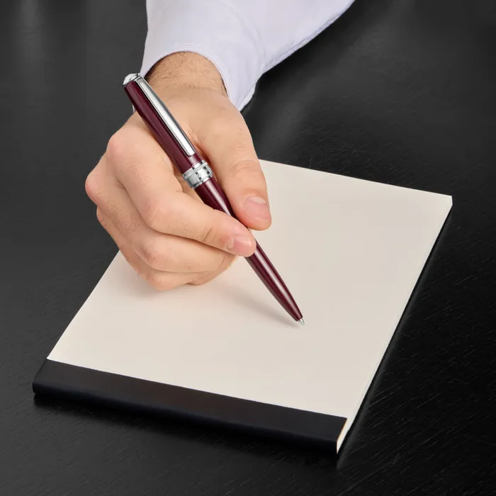 Hugo Boss Ballpoint Pen Essential Classic Burgundy