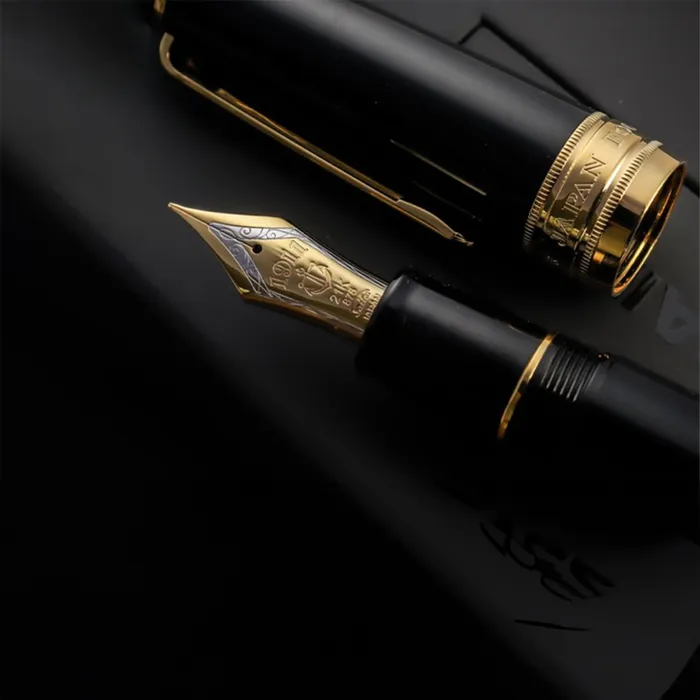 Sailor Professional Gear Fountain Pen (21K Music) - Black With Gold Trims