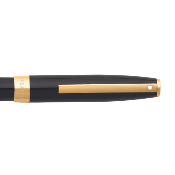 Sheaffer SAGARIS 9471 Gloss Black Fountain Pen With Gold Tone  trim - Medium