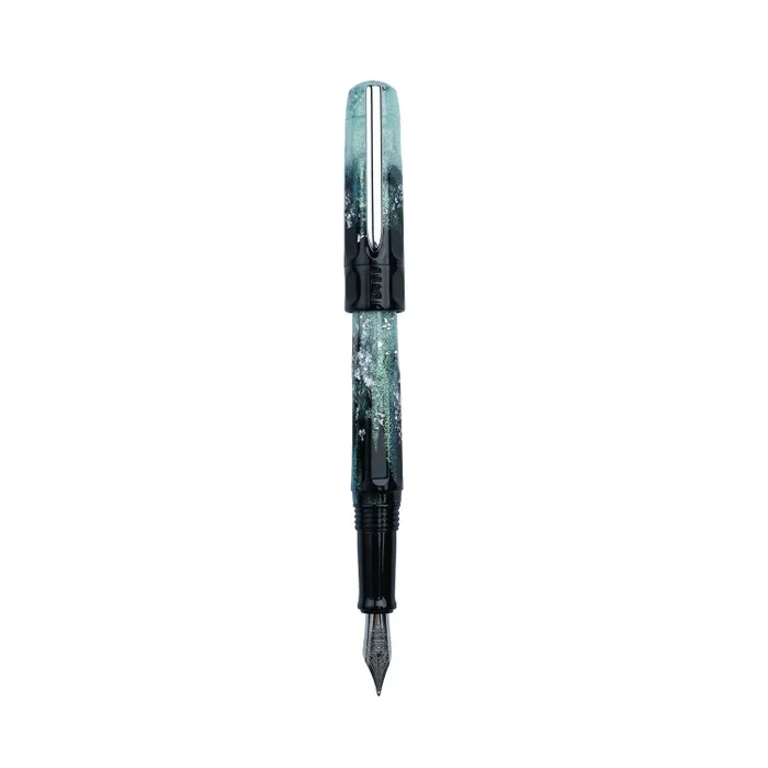 Benu Talisman Edelweiss Light Green Fountain Pen - Fine
