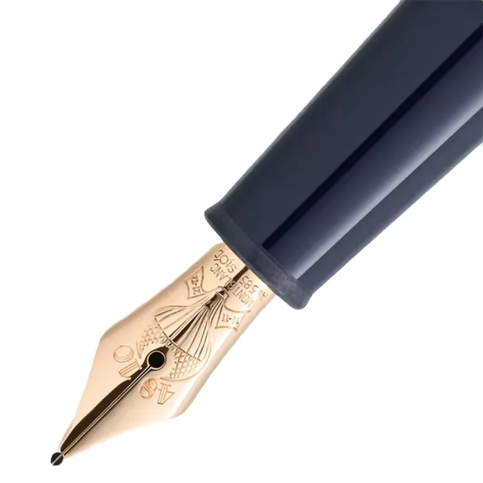 Montblanc MeisterstÃ¼ck Around the World in 80 Days Classique Fountain Pen - Medium