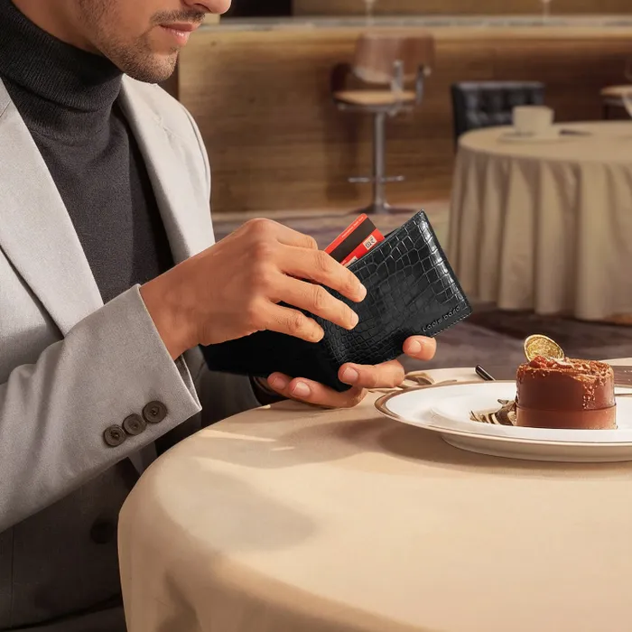 Lapis Bard Mandeville Noir Croc-Textured Wallet with Extra Credit Card Holder-Black