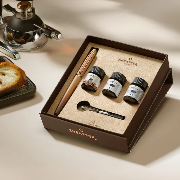 Sheaffer VFM G9428Â Coffee Edition Fountain Pen with 3 Ink Vials Gift Set (Medium)