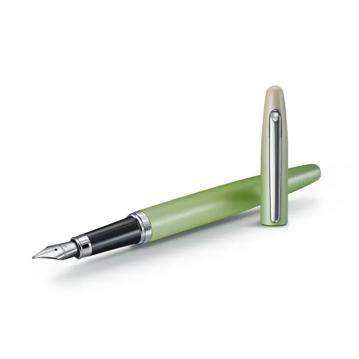 Sheaffer VFM 9431 Matcha Edition Green Ombre Gradient Fountain Pen with Chrome-plated Trims (Medium)
