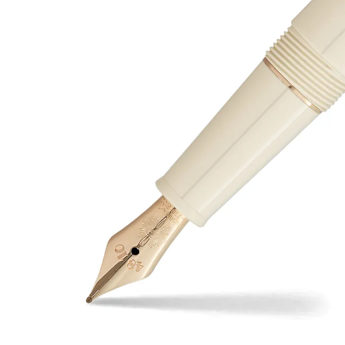 Montblanc MeisterstÃ¼ck Romeo And Juliet Classique Doue Fountain Pen-Medium