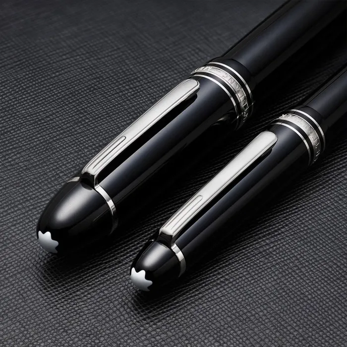 Montblanc 114185 MeisterstÃ¼ck Midsize Ballpoint Pen Black With Platinum Trims
