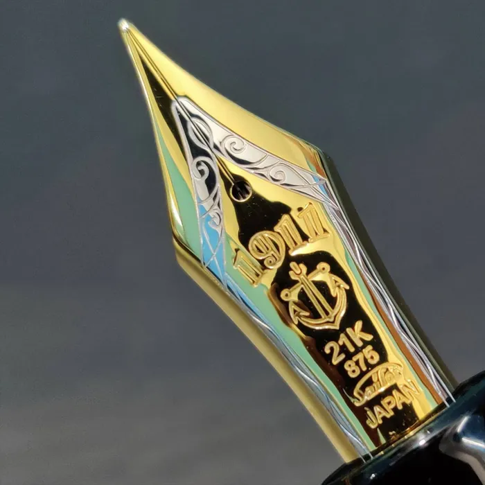 Sailor Professional Gear 'King of Pens' Fountain Pen (21K Medium)