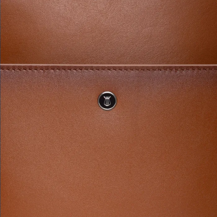 Lapis Bard Ducorium Kent Crossbody Travel Bag - Cognac