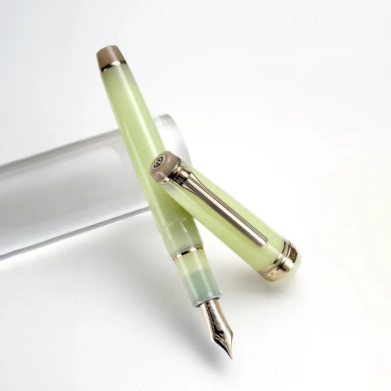 Sailor Gift Set Solar Term 'Fuki' Professional Gear Slim Fountain Pen (14K Medium) With 20 ml Shikiori Ink Bottle - Green With Gold Trims
