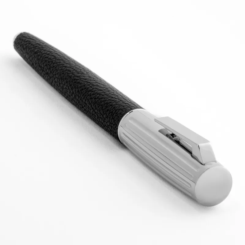 Hugo Boss Pure Iconic Fountain Pen - Black