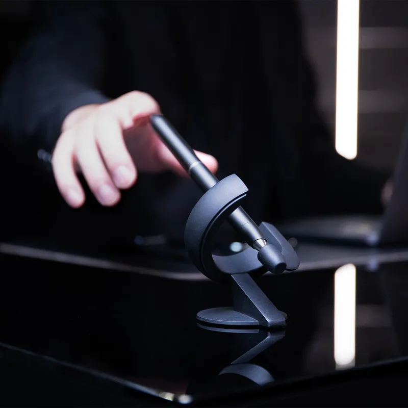 Novium Hover 3.0 Future Edition Rollerball Pen - Deep Black