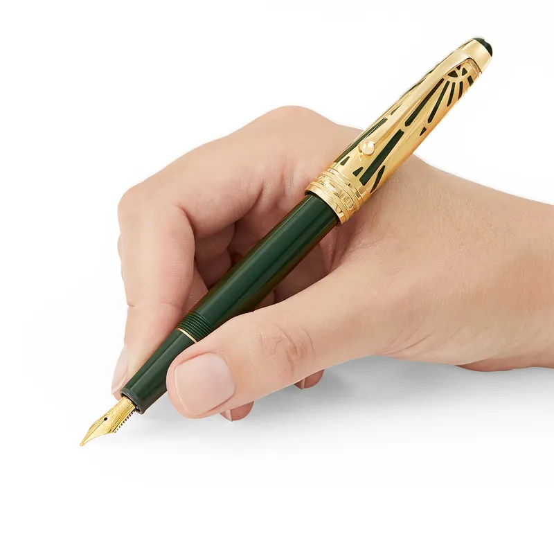 Montblanc 131350 MeisterstÃ¼ck The Origin Collection Classic Doue Fountain Pen (14K Medium) - Green With Gold Trims