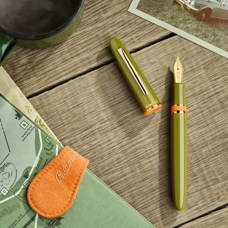 Esterbrook Back to the Land Estie Quirky Leaf Piston Fountain Pen with Gold Trims - Fine