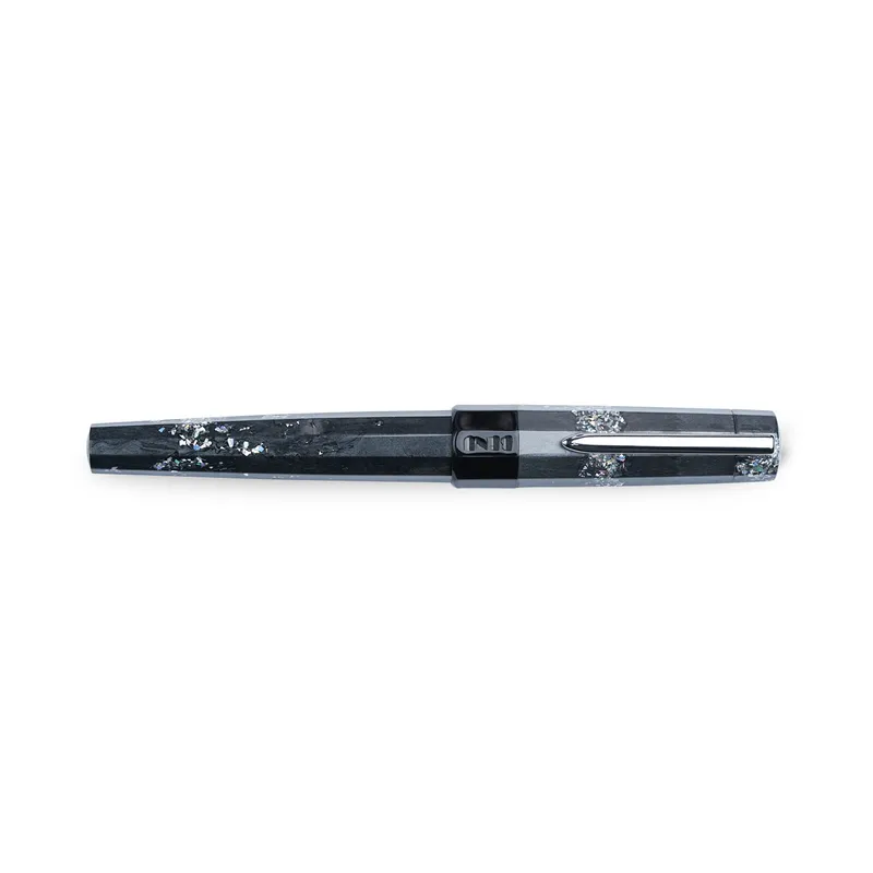 Benu Euphoria Caviar Black Fountain Pen - Fine