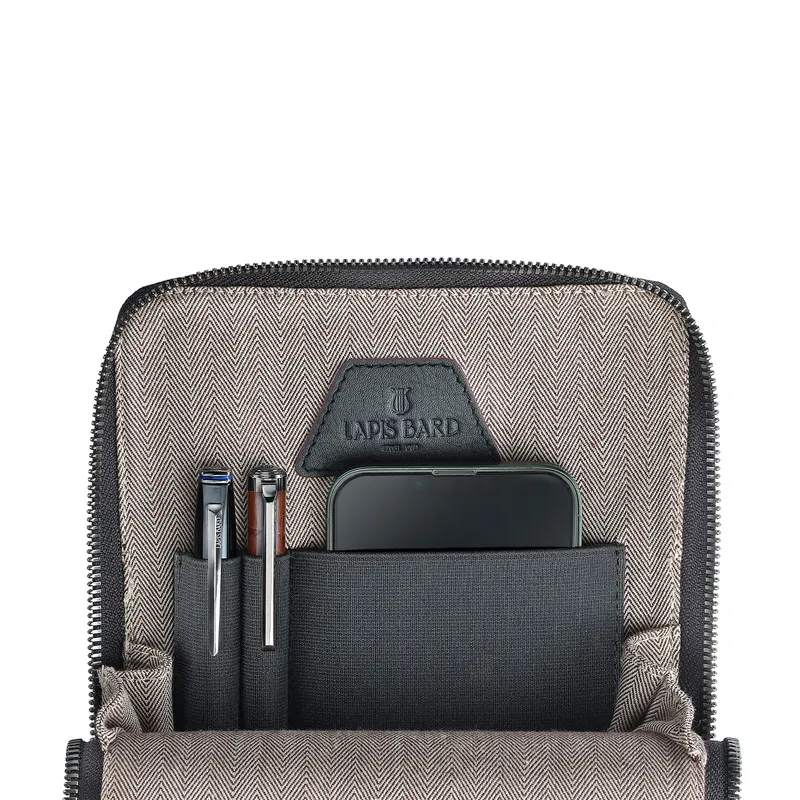 Lapis Bard Enigma Crossbody Travel Bag - Bordeaux