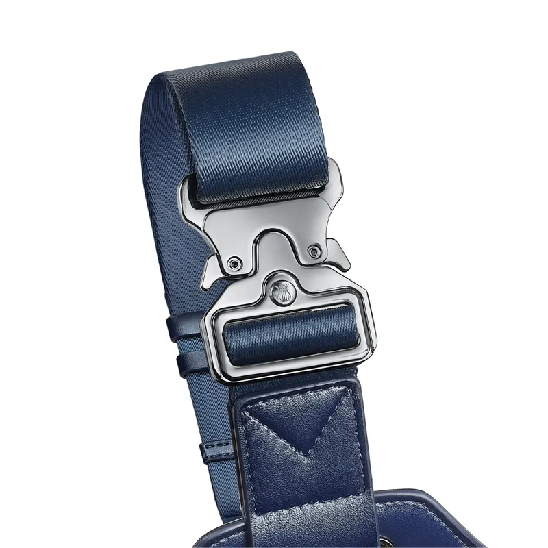 Lapis Bard Crossover Desert Bloom Cactus Leather Crossbody Bag - Blue