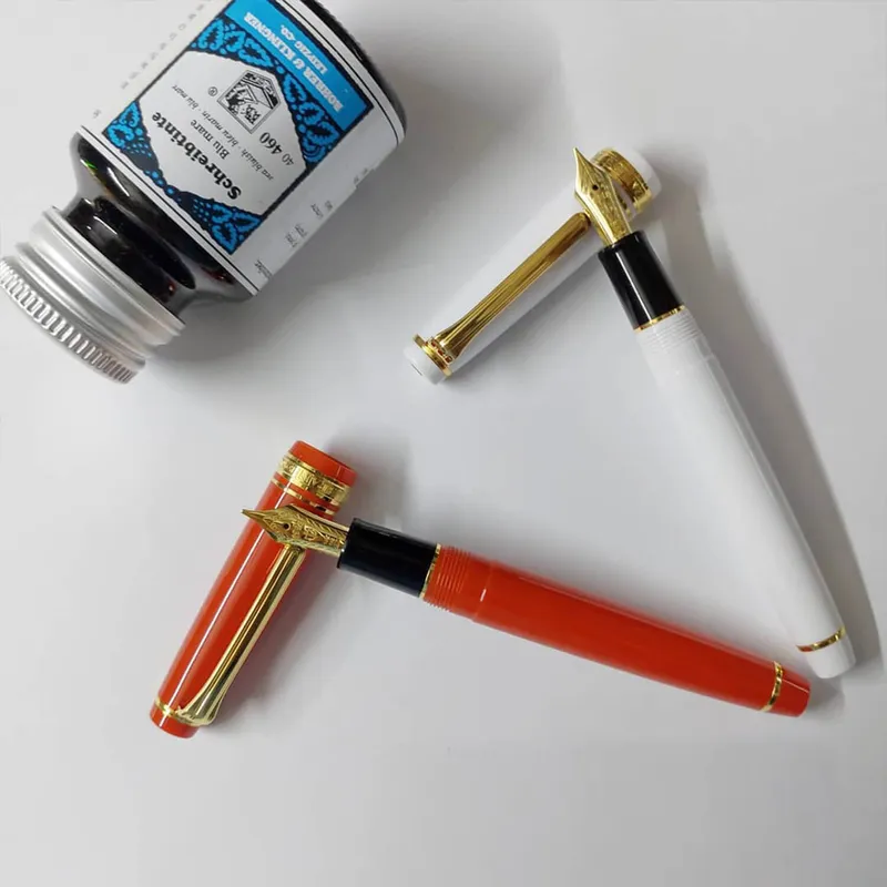 Sailor Professional Gear Slim Fountain Pen (14K Medium) White with Gold Trims