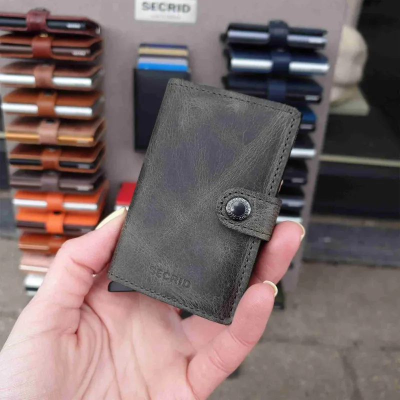 Secrid Miniwallet Vintage Olive with Black Cardprotector