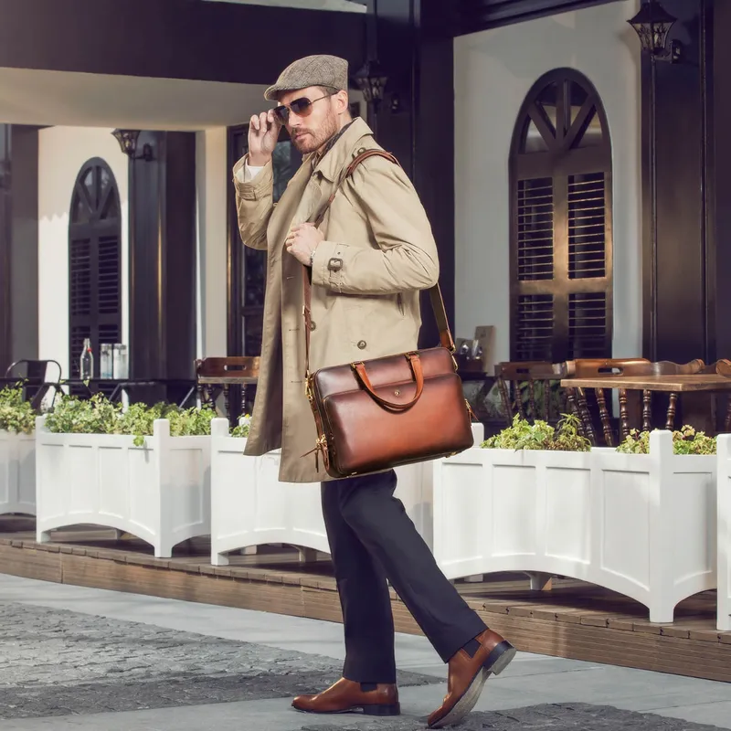 Lapis Bard Ducorium Dorchester 14Inch Laptop Business Bag Cognac