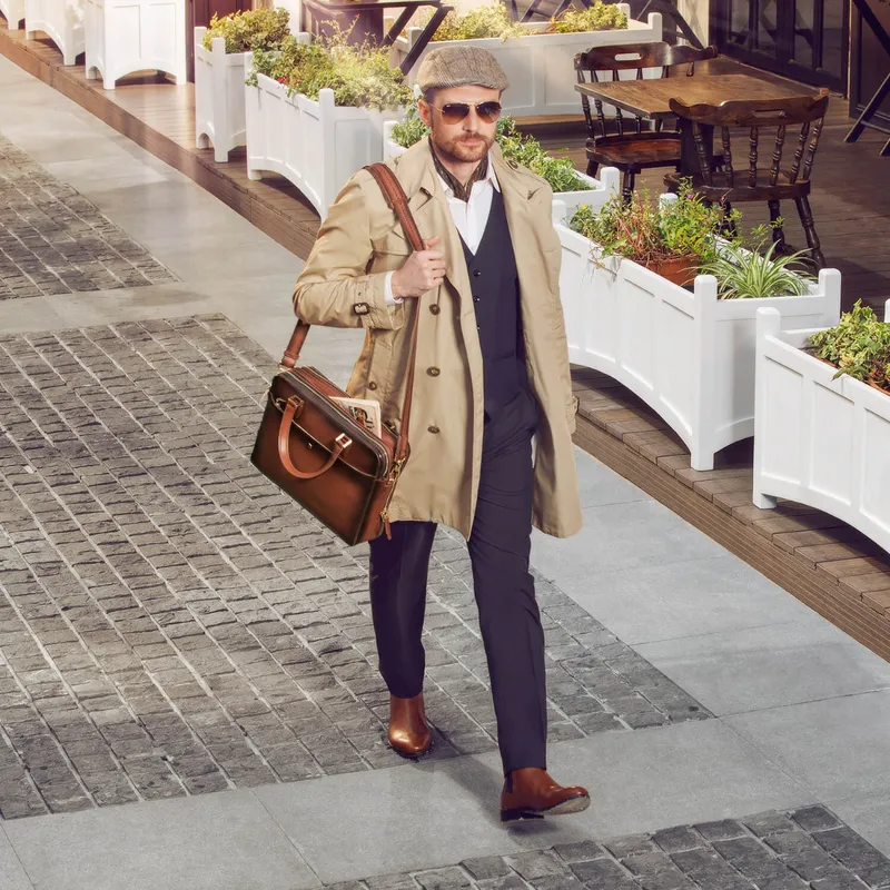 Lapis Bard Ducorium Chester Slim 14Inch Laptop Business Bag Cognac