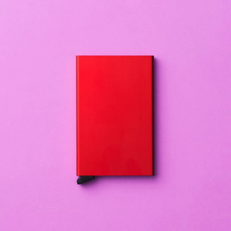Secrid Sleek Cardprotector Red