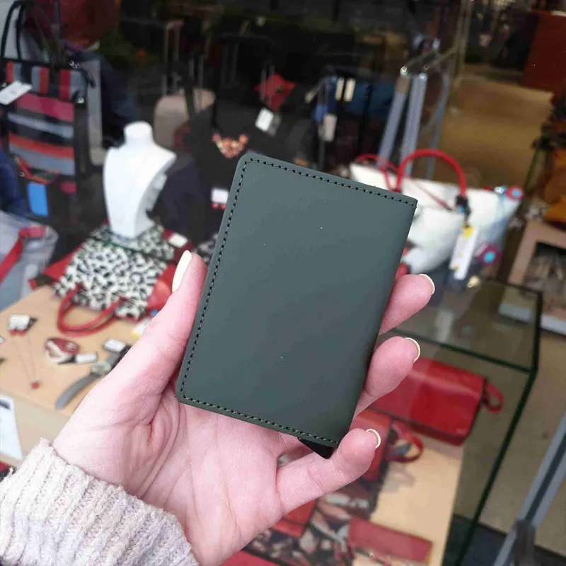 Secrid Slimwallet Matte - Green and Black